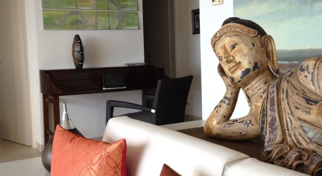 Designer Condo - Sleeps 6 With Sauna