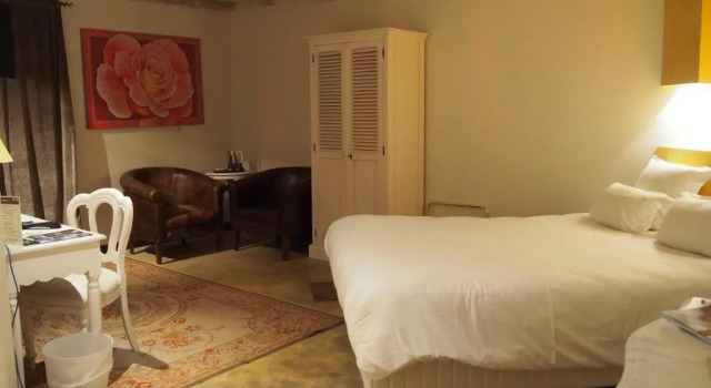 Номер Superior Logis Hôtel Les Pages