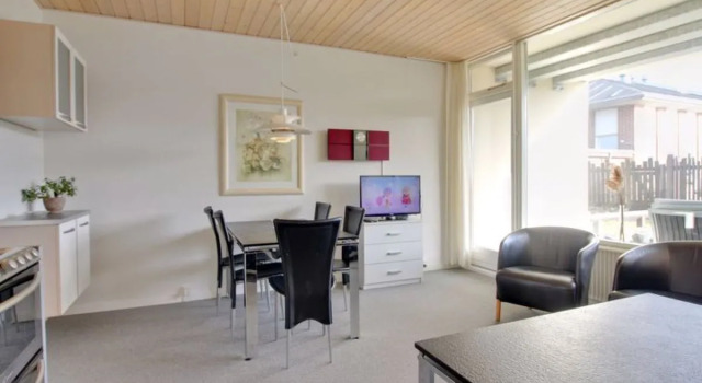 "Abetzi" - 75m from the sea in Western Jutland, Book Hotel Hotels in Fano with Parking, Parking