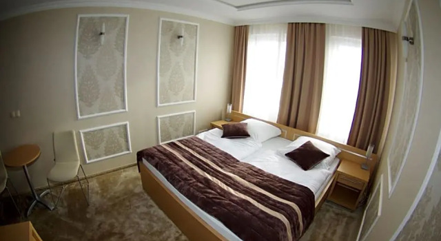 Hotel Pod Złotą Koroną, Réserver Hôtel Hôtels à Carolinensiel avec parking, Parking