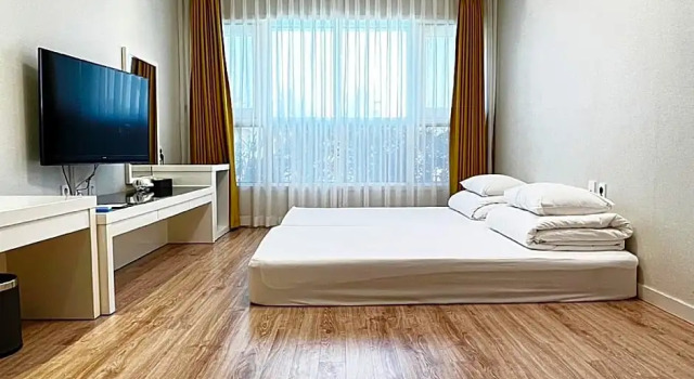 Номер Economy Hotel Sweet Castle Jeju Hamdeok