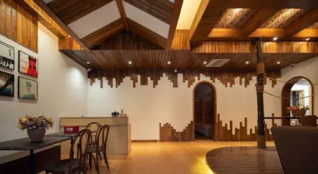 Instant • Audiovisual Homestay (Tianmen Mountain Cableway Station Branch)