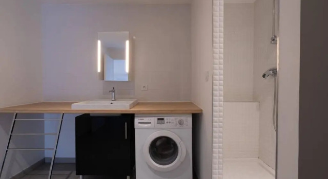 303 - Appartement Duplex Moderne - Jeanne d'Arc, Toulouse, Забронировать Апартаменты/квартира Отели Тулузы с парковкой, рядом с Le Pont Neuf, Парковка