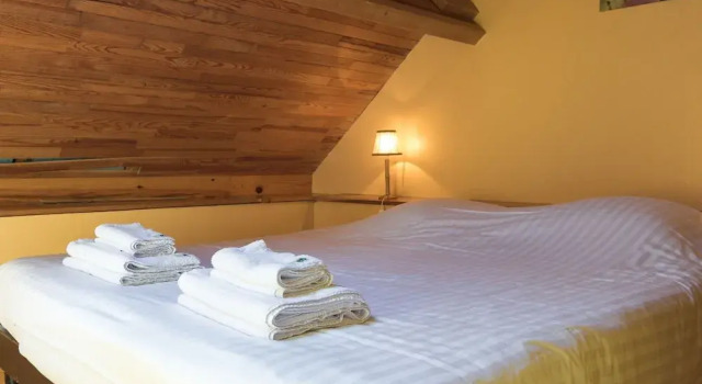 Коттедж Classic с 2 комнатами Romantic stay in a medieval castle with pool and restaurant among others