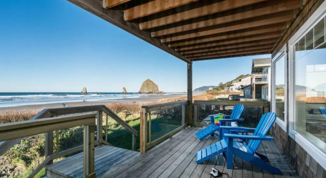 Коттедж Blue Starfish by Avantstay Ocean Views & Direct Cannon Beach Access