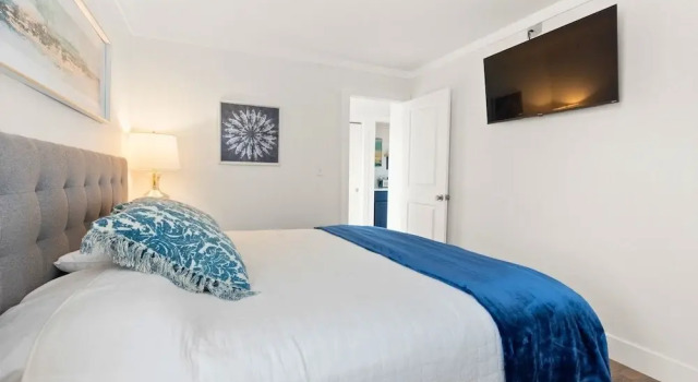 Hoosier Holiday 1 Bedroom Condo by RedAwning, Varaa Huoneisto Destin Emerald Coast