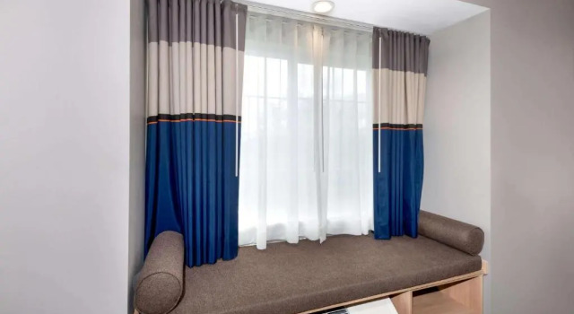 Люкс Microtel Inn & Suites by Wyndham Farmington