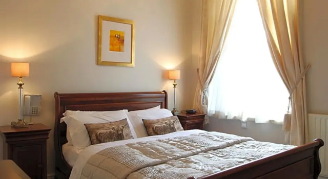 Номер Standard Alexandra Court Hotel