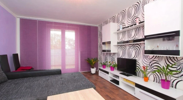 Private Apartment Zittauer Hof, Забронировать Апартаменты/квартира Отели Ганновера с парковкой, рядом с Buddhist Monastery of Perfect Enlightenment, Парковка