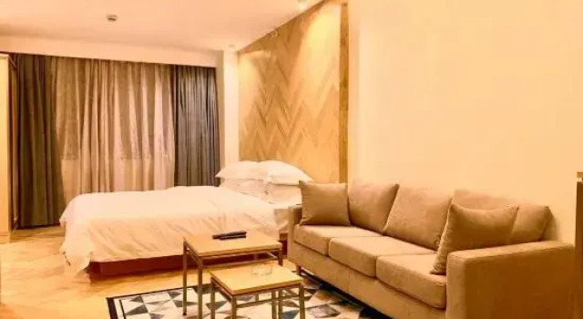 Люкс Premier East Inn