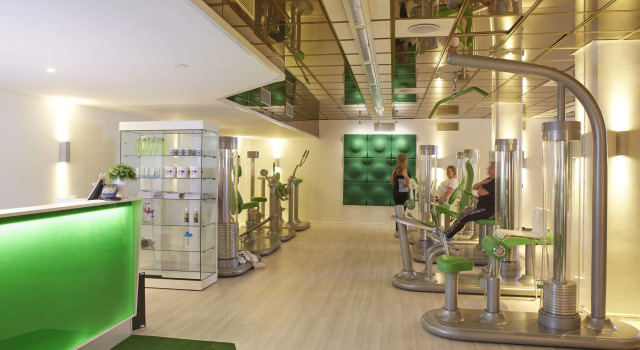 Comfort Hotel Sundsvall, Забронировать Отель Отели Сундсвалль с парковкой, рядом с Sundsvalls Konferenscenter, Парковка