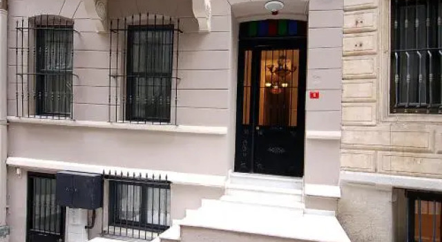 Mayer Cihangir Suites, Varaa Hotelli Hotellit Marmara-alue pysäköinnillä, Pysäköinti