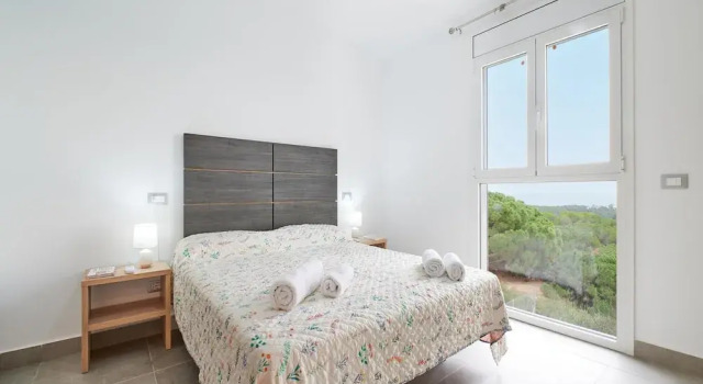 Beautiful Villa With Terrace Near Beach, Забронировать Вилла Виллы Льорет-де-Мар, рядом с D'en Plaja Castle, Вилла