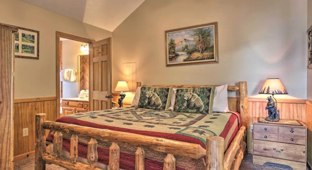 Коттедж с 3 комнатами Smoky Mountain Retreat w/ Hot Tub, Arcade Games