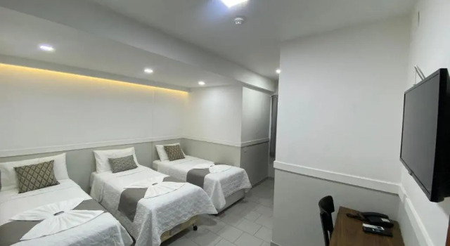 Hotel Caiçara, Забронировать Отель Кашуэйру-ди-Итапемирин Эспириту-Санту