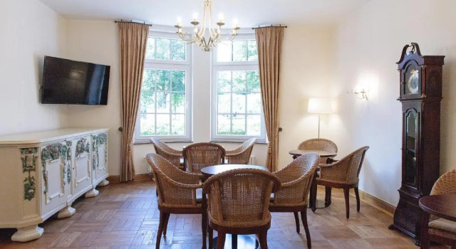 Hotel Dirks am Schloss, Varaa Hotelli Bad Pyrmont Teutoburg Forest