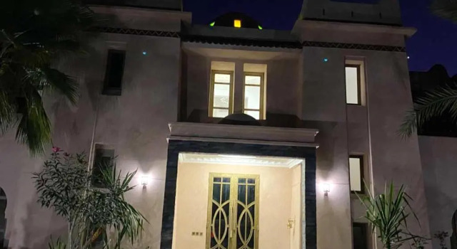 5 bedrooms villa with private pool enclosed garden and wifi at Marrakech