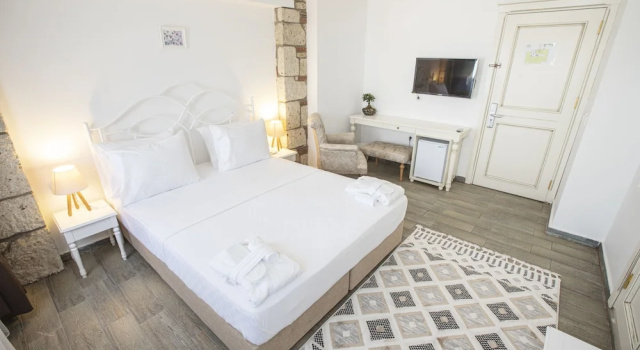 Номер Deluxe Albeon Hotel