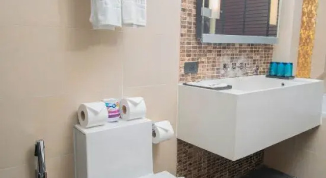 Beachfront Family Pool 2 Bed Room Patong Phuket
