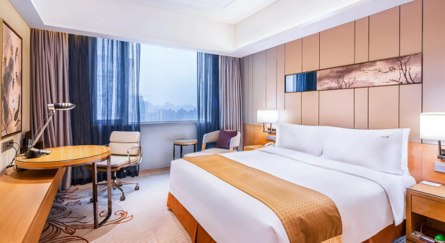 Номер Standard Holiday Inn Chengdu Oriental Plaza