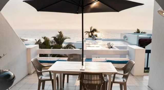 Апартаменты Standard Santorini Beach Villa
