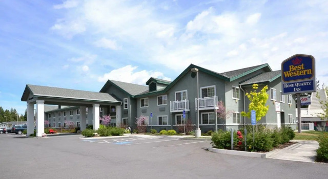Номер Standard Best Western Rose Quartz Inn