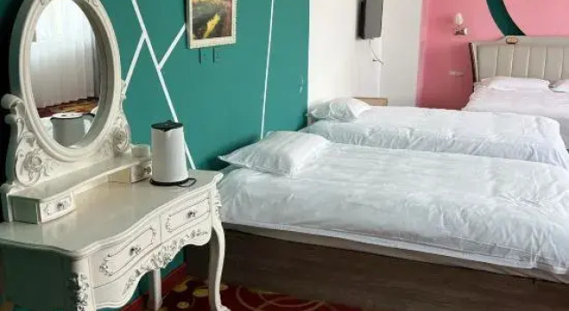 Люкс Deluxe Rafael Hotel (Harbin Centennial Baroque Historical and Cultural District Branch)