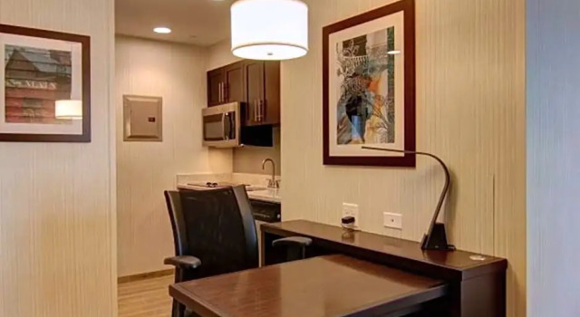 Двухместный номер Standard c 1 комнатой Homewood Suites By Hilton Clifton Park
