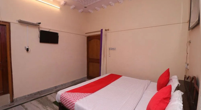 OYO 26582 Hotel Kings, Забронировать Отель Отели штата Раджастхана с парковкой, Парковка