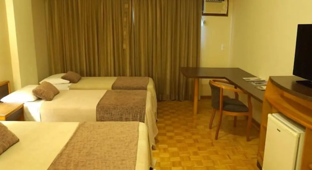 Трёхместный номер Luxury Gran Continental Hotel Taubaté