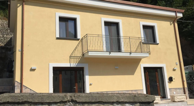 Holiday House Santa Rita, Забронировать Отель Отели Майори с парковкой, Парковка