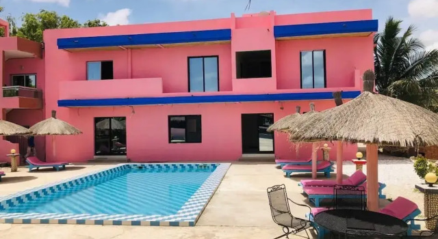 Göl manzaralı 2 yatak odası aile süit Hotel Toolbi