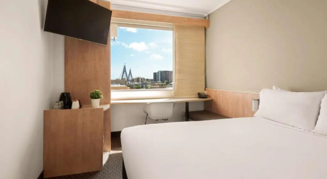 Двухместный номер Standard ibis Sydney Darling Harbour