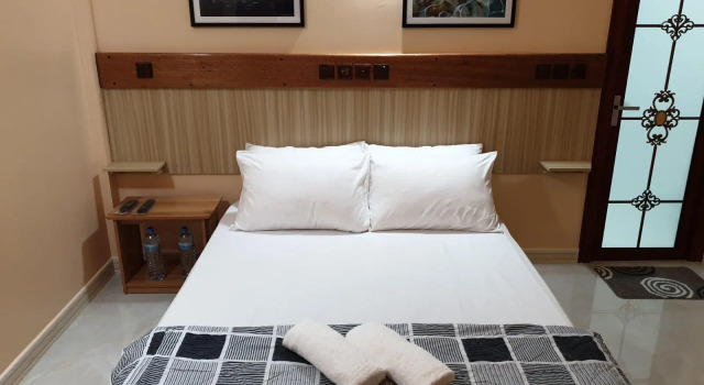 Seasunbeach, Prenota Hotel Naifaru Atollo Lhaviyani
