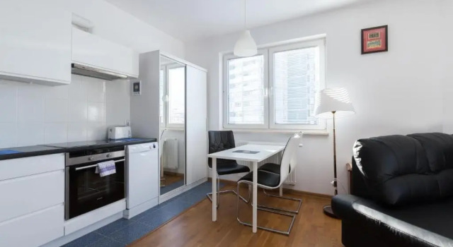 Apartment Kamienica Lęborska, Varaa Huoneisto Przymorze 