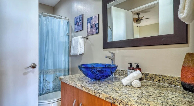 Апартаменты Beachfront 2BR Condo With Pool and Beachclub