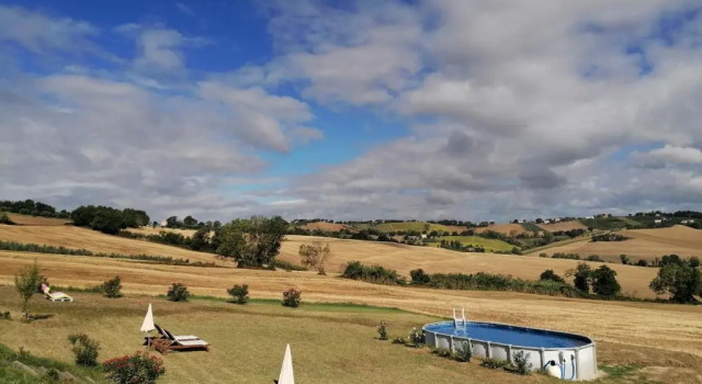 Il Giardino nella Valle, Boek Appartement Hotels in Romagna met parkeren, Parkeren