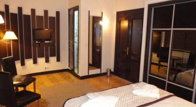 10 Suites Taksim, Boek Hotel Hotels in Beyoglu met parkeren, Parkeren