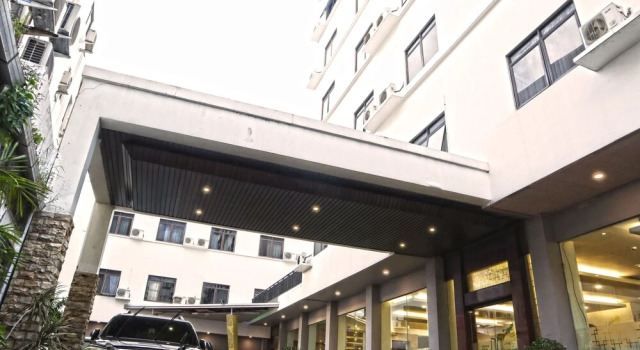 Sri Varita, Rezervovat Hotel Hotely v Jakarta s parkováním, Parkování