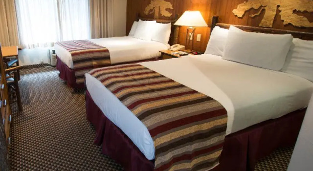 Номер Standard Lakeside Inn and Casino