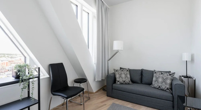 Stunning Views 2BR Apt with Sauna & Best Location, Забронировать Апартаменты/квартира Тампере Западная Финляндия, рядом с Finnish Hockey Hall of Fame