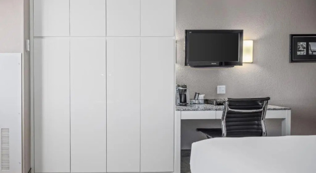 Четырёхместный номер Standard Prairie Crest Medicine Hat