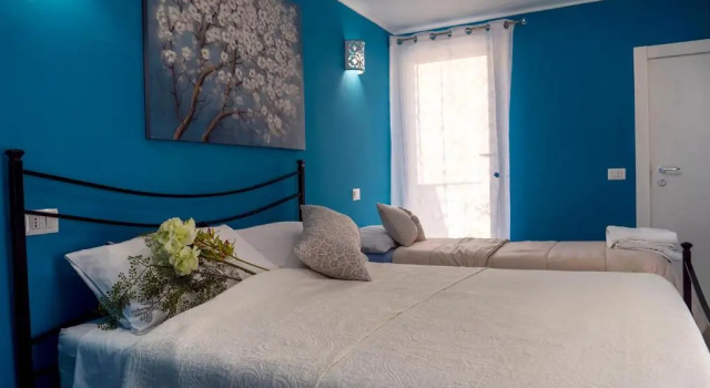 Flower House, Buchen Sie Hotel Santo Stefano di Camastra Monti Nebrodi