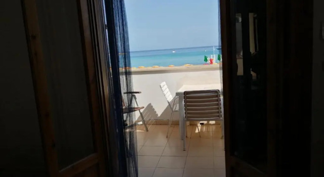 Апартаменты Appartamento Coryna 4 posti letto sul mare
