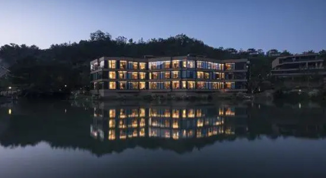 Dusit Thani Mogan Mountain Huzhou, Rezervați Hotel Hoteluri SPA în Huzhou, SPA