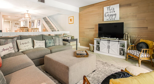 Коттедж Wonderful Home Close to Everything W/shared Pool, Free Wifi, Central AC