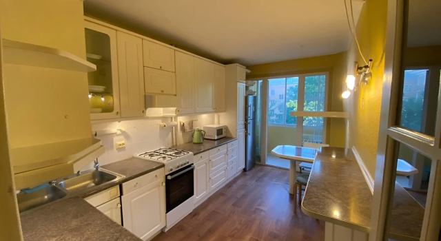 Maxrealty24 Studio apartment 5 minutes walk to Studencheskaya metro station, Book Apartment Moscow Russia
