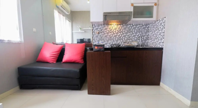 Homey and Relaxing 2BR Green Pramuka Apartment, Prenota Appartamento Cempaka Putih 