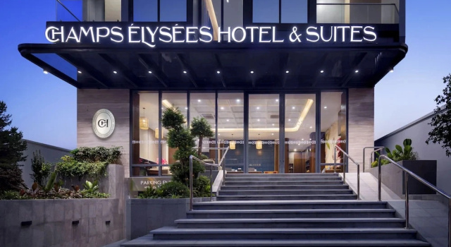 Champs Elysees Hotel & Suites, Забронировать Отель Бизнес-отели Муниципалитета Пномпеня, рядом с Preah Sihanouk Garden, 4* 5*