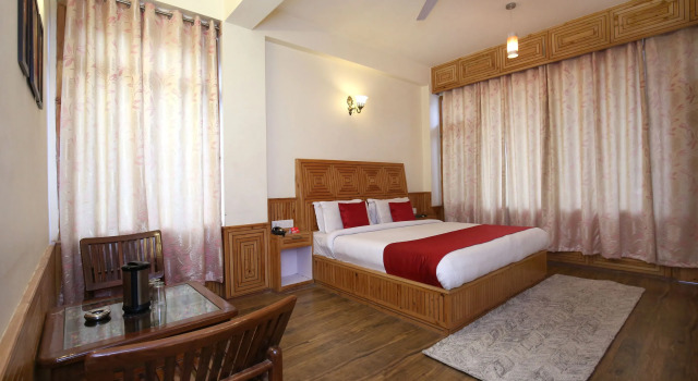 OYO 10116 Hotel Rhythm Retreat, Забронировать Отель Отели Манали с завтраком, Завтраки